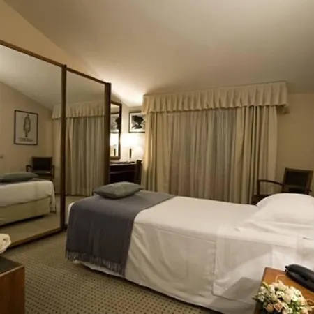 Arli Business And Wellness Hotel Bérgamo