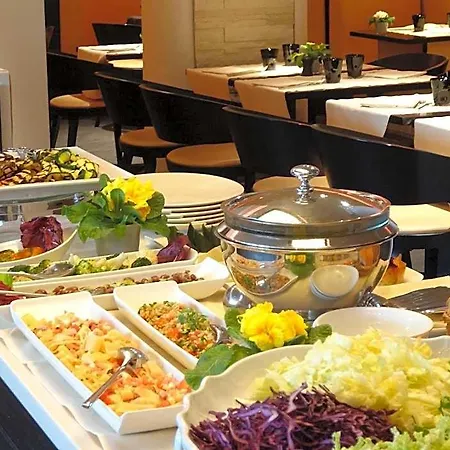 Arli Business And Wellness Hotel Bergame