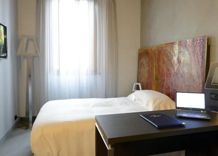 Готель Arli Business And Wellness