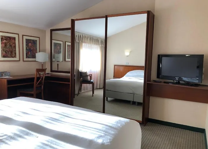 Arli Business And Wellness 3* Бергамо