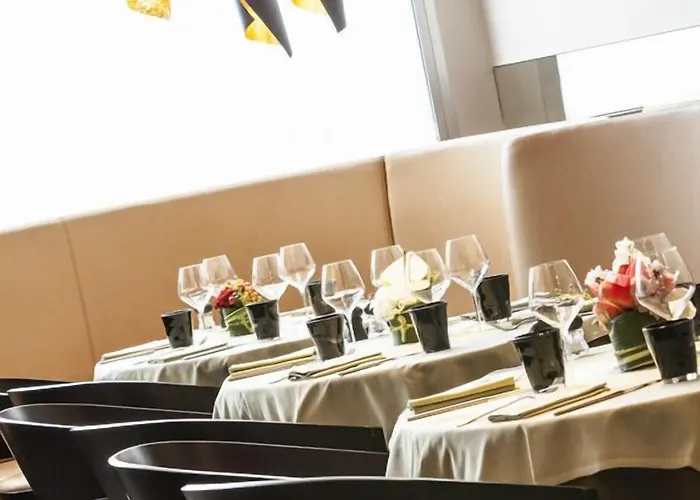 מלון Arli Business And Wellness 3*